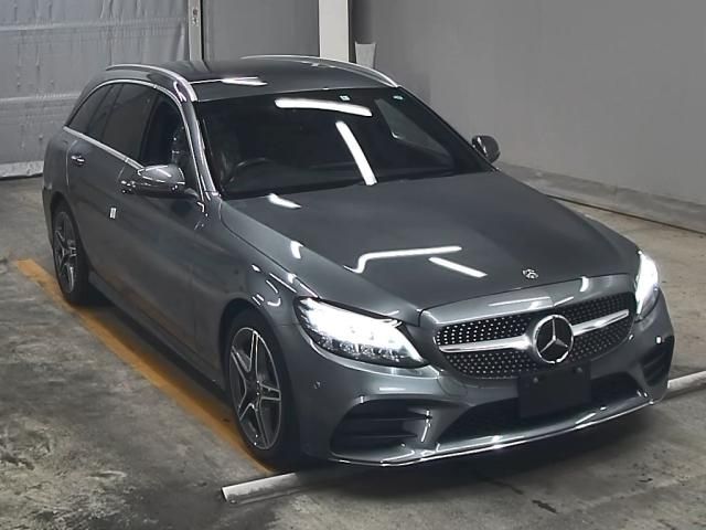 331 Mercedes benz C class wagon 205240C 2018 г. (ZIP Tokyo)